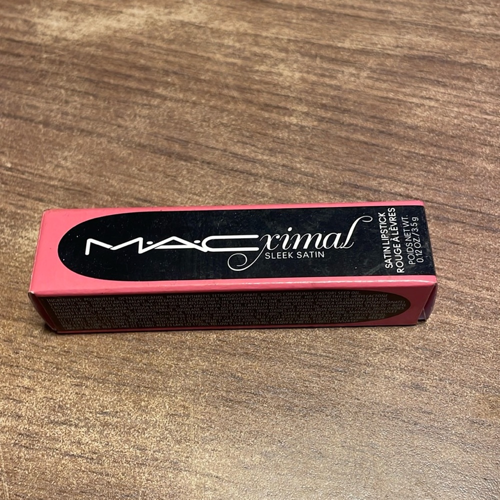 MACximal Satin Lipstick